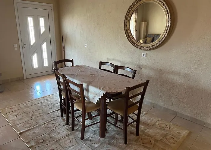 Urban House Koukouroumas Apartamento *