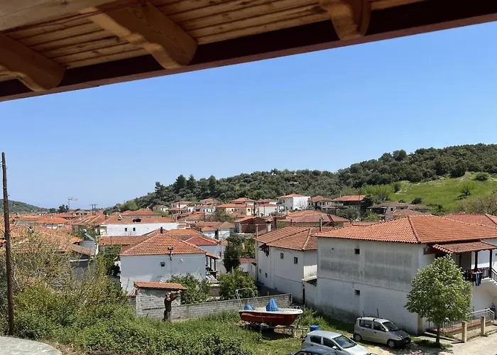 Urban House Koukouroumas
